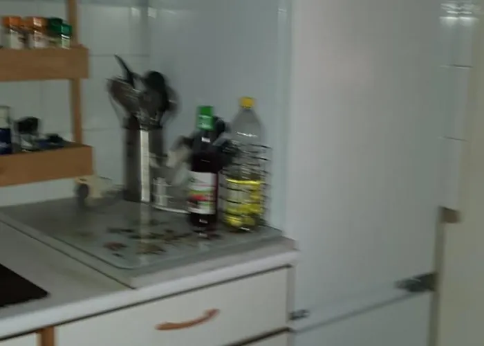 T2 Très Belle Vue Bassin Avec Balcon 100 M Appartement *